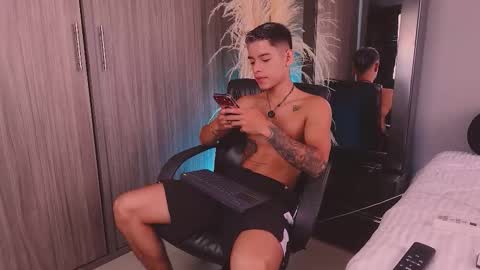 Snapshot of farid_jake_ chatting on March 24, 4:23 pm farid_jake_ online show from March 24, 4:23 pm
