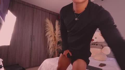 Snapshot of farid_jake_ chatting on April 14, 9:43 pm farid_jake_ online show from April 14, 9:43 pm