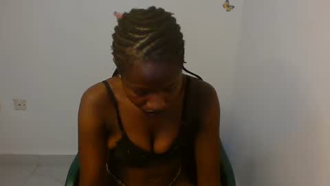 Snapshot of fariha_babyy chatting on April 27, 6:17 pm Fariha online show from April 27, 6:17 pm