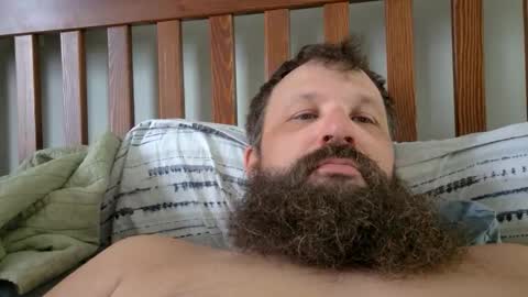 Snapshot of farm2boy chatting on February 25, 6:06 pm Farm2boy online show from February 25, 6:06 pm