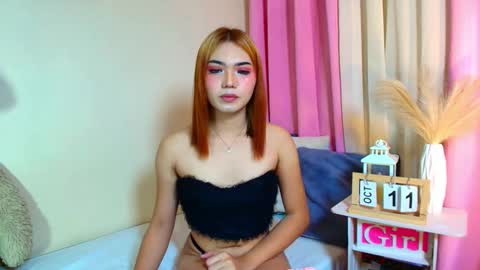 Snapshot of farrah_marie chatting on October 11, 12:43 am Farrah Zarake online show from October 11, 12:43 am