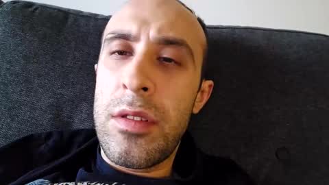 Snapshot of farzadjaghi chatting on October 28, 4:53 pm farzadjaghi online show from October 28, 4:53 pm