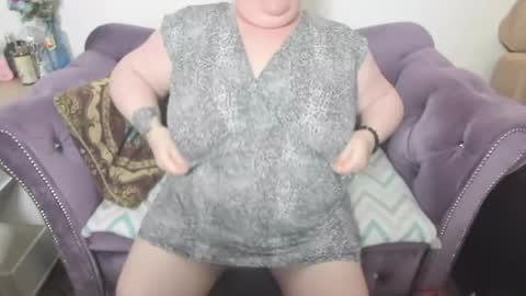 fashiona online show from March 24, 9:47 am