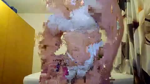 AyleenV online show from October 20, 5:52 am