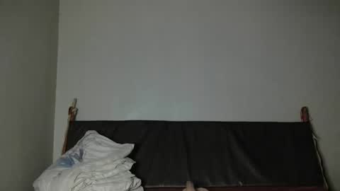 Snapshot of fatassfreak254 chatting on April 23, 8:13 am Winnie online show from April 23, 8:13 am