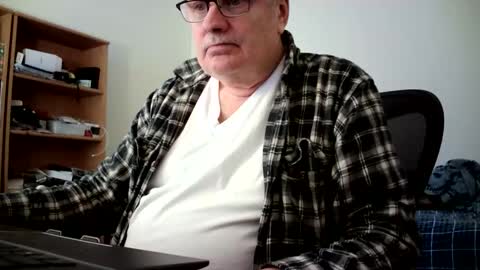 fatbellyitalian3 online show from February 25, 6:39 pm