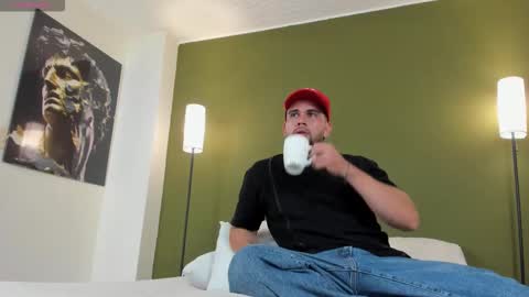 M A T  T E O online show from January 31, 9:24 pm