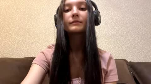 Aurora 18yo online show from November 30, 8:51 am