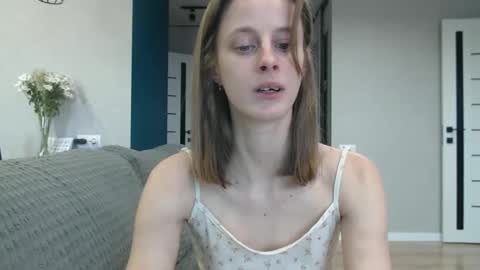 Snapshot of favoriteyour chatting on March 3, 11:49 am favoriteyour online show from March 3, 11:49 am