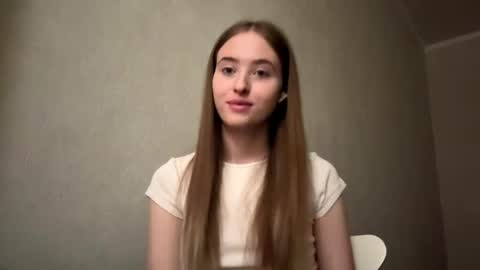 Snapshot of fawnfuzz chatting on May 13, 9:50 am Sofia online show from May 13, 9:50 am