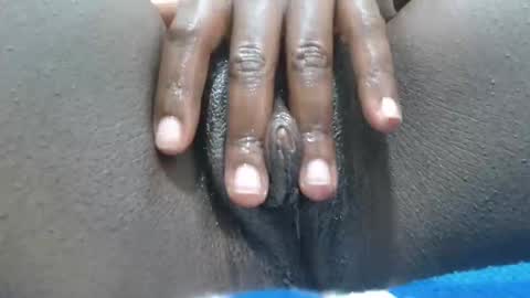 fayrie1 online show from November 13, 4:00 am