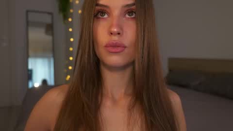 Snapshot of fazeyj chatting on October 16, 6:25 am FazeyJ online show from October 16, 6:25 am