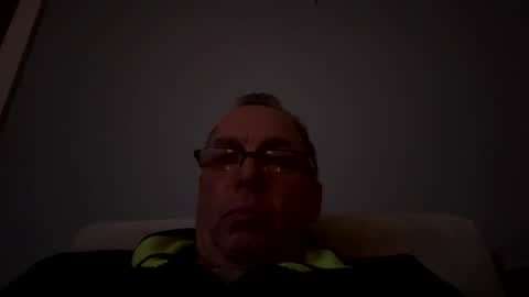 Snapshot of fdguy44 chatting on February 4, 2:39 am K online show from February 4, 2:39 am