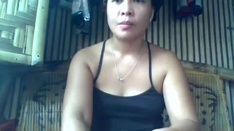 Snapshot of febby_gail1 chatting on August 9, 10:58 pm febby_gail1 online show from August 9, 10:58 pm