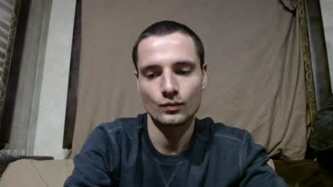 Snapshot of feelingverynaughty chatting on December 28, 11:59 pm ask me online show from December 28, 11:59 pm