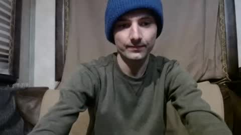 Snapshot of feelingverynaughty chatting on January 5, 9:36 pm ask me online show from January 5, 9:36 pm