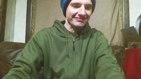 Snapshot of feelingverynaughty chatting on January 22, 2:04 am ask me online show from January 22, 2:04 am