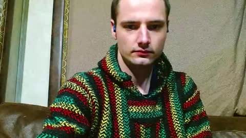 Snapshot of feelingverynaughty chatting on January 29, 10:43 pm ask me online show from January 29, 10:43 pm