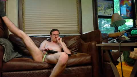 Snapshot of feelingverynaughty chatting on June 15, 10:56 pm ask me online show from June 15, 10:56 pm