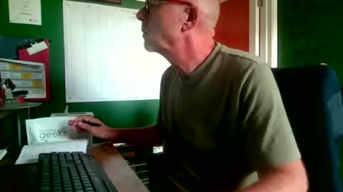 Snapshot of feet_fan69 chatting on July 28, 3:21 pm John Buck online show from July 28, 3:21 pm