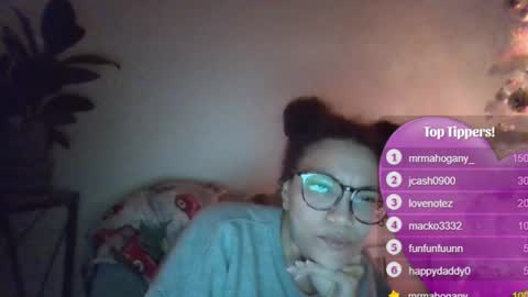 Snapshot of feetnymph chatting on January 14, 10:44 pm Soley online show from January 14, 10:44 pm