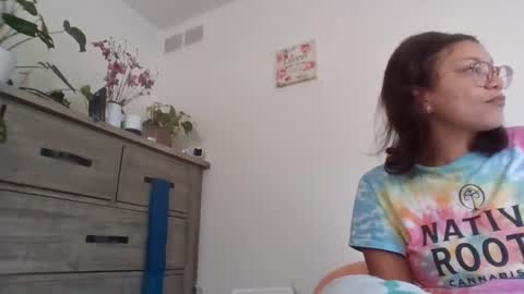 Snapshot of feetnymph chatting on October 6, 5:54 pm Soley online show from October 6, 5:54 pm