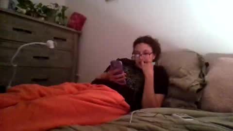 Soley online show from November 15, 4:54 am