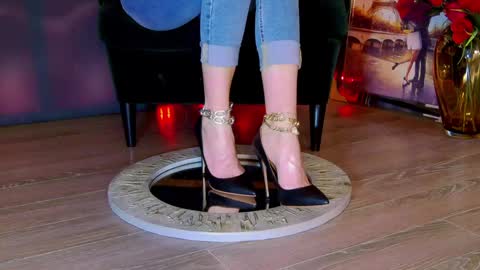 FeetVibe online show from March 27, 7:03 am