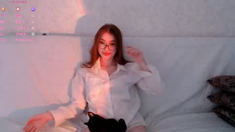 Hi Im Milly  nice 2 meet u 3 online show from April 24, 3:47 pm