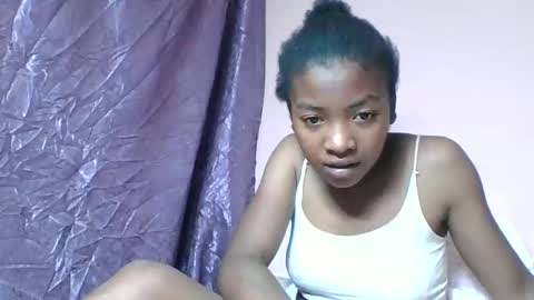 Snapshot of felice364342 chatting on April 22, 6:09 pm felice364342 online show from April 22, 6:09 pm