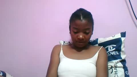 Snapshot of felice364342 chatting on April 29, 7:34 am felice364342 online show from April 29, 7:34 am