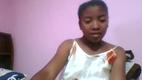 Snapshot of felice364342 chatting on May 3, 10:32 am felice364342 online show from May 3, 10:32 am