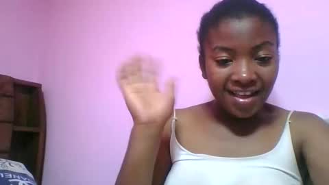 Snapshot of felice364342 chatting on May 4, 10:44 am felice364342 online show from May 4, 10:44 am
