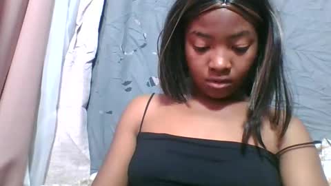 Snapshot of felice364342 chatting on May 27, 2:14 pm felice364342 online show from May 27, 2:14 pm