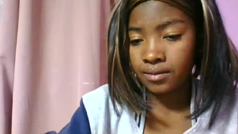 Snapshot of felice364342 chatting on June 20, 8:06 am felice364342 online show from June 20, 8:06 am