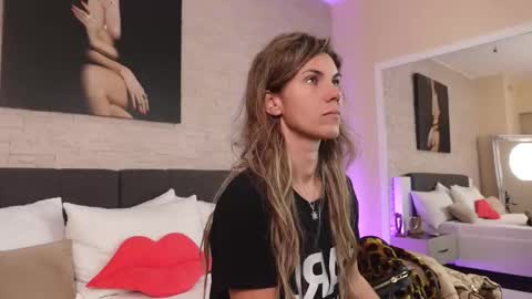 FeliciaKrige online show from November 4, 11:04 pm