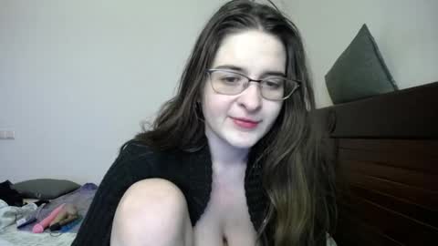 Felicia online show from April 30, 2:45 pm