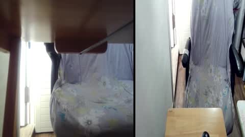 felixlau online show from March 2, 4:25 am