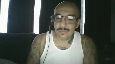 Snapshot of felixrlarios25 chatting on May 3, 4:24 pm felixrlarios25 online show from May 3, 4:24 pm