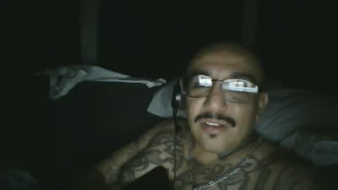 Snapshot of felixrlarios25 chatting on May 4, 4:30 am felixrlarios25 online show from May 4, 4:30 am