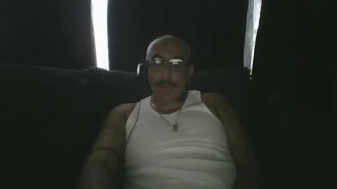 Snapshot of felixrlarios25 chatting on May 13, 3:20 pm felixrlarios25 online show from May 13, 3:20 pm