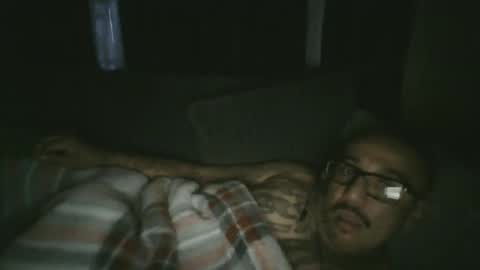 Snapshot of felixrlarios25 chatting on June 3, 12:30 pm felixrlarios25 online show from June 3, 12:30 pm