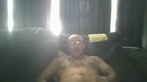 Snapshot of felixrlarios25 chatting on June 6, 11:53 pm felixrlarios25 online show from June 6, 11:53 pm
