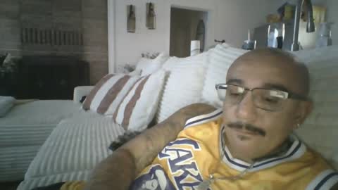 Snapshot of felixrlarios25 chatting on July 21, 5:15 pm felixrlarios25 online show from July 21, 5:15 pm