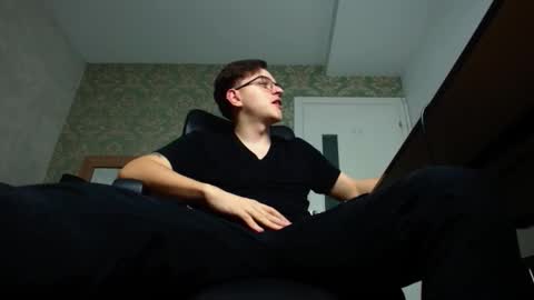 Snapshot of felixstark chatting on October 23, 4:12 am FelixStark online show from October 23, 4:12 am