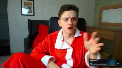 Snapshot of felixstark chatting on December 20, 5:58 am FelixStark online show from December 20, 5:58 am