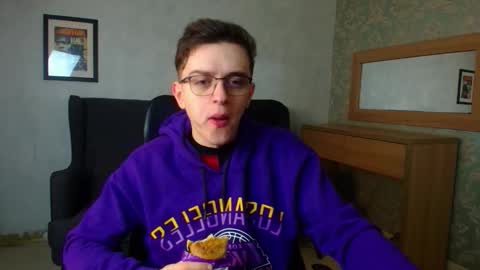 Snapshot of felixstark chatting on January 6, 6:06 am FelixStark online show from January 6, 6:06 am