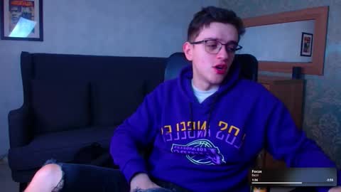 Snapshot of felixstark chatting on February 6, 6:07 am FelixStark online show from February 6, 6:07 am