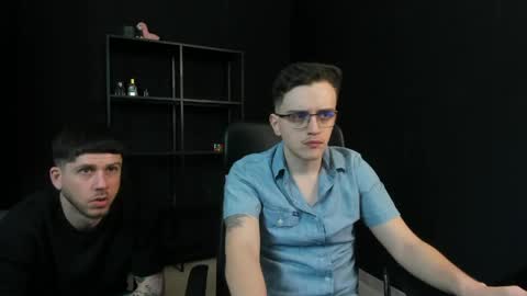Snapshot of felixstark chatting on April 29, 5:00 am FelixStark online show from April 29, 5:00 am