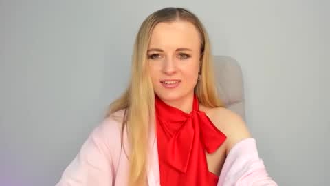 Snapshot of felorina chatting on April 3, 6:06 pm felorina online show from April 3, 6:06 pm